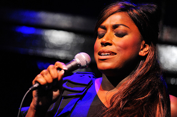 Mica Paris0042
