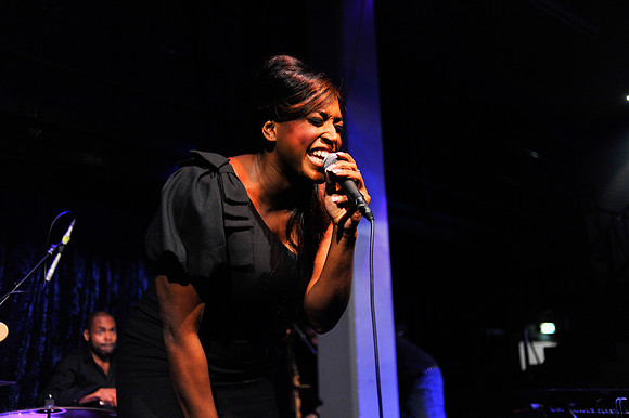 Mica Paris0055