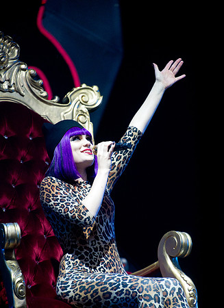 Jessie J-22