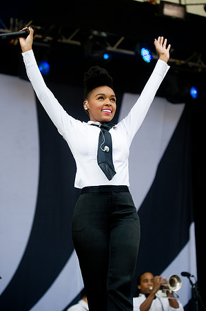 Janelle Monae-14