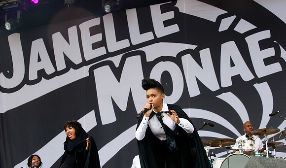 Janelle Monae-5