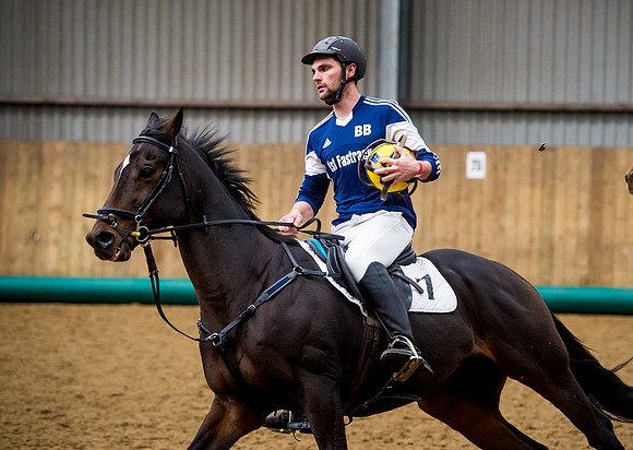 Horseball-106