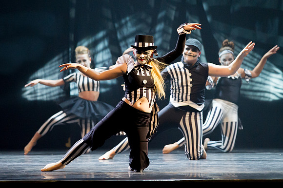 Everybody Performance