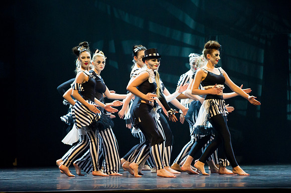 Everybody Performance