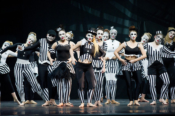 Everybody Performance