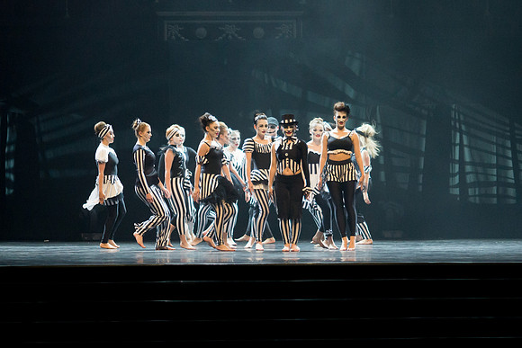 Everybody Performance