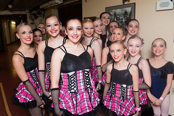 Rehearsals Finale & Backstage-79