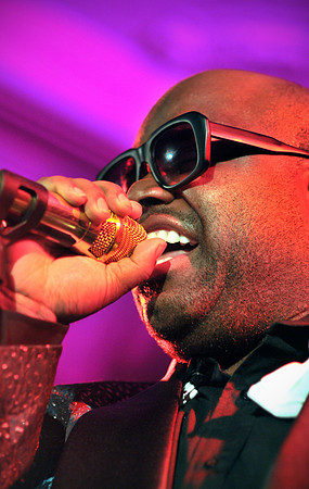 Gnarles Barkley gig pics (10)
