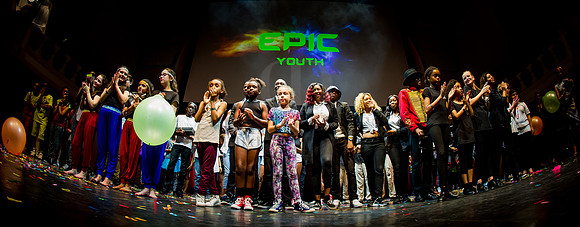 Epic Dance Showdown-987