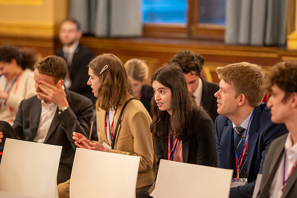 Model UN 2022-156