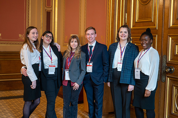 Model UN 2022-64