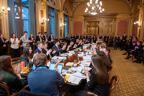 Model UN 2022-146