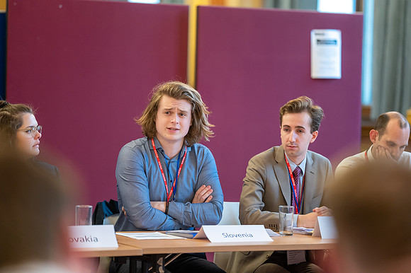 Model UN 2022-27