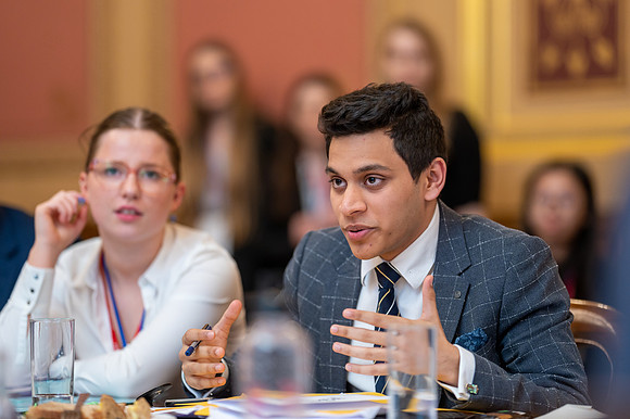 Model UN 2022-126