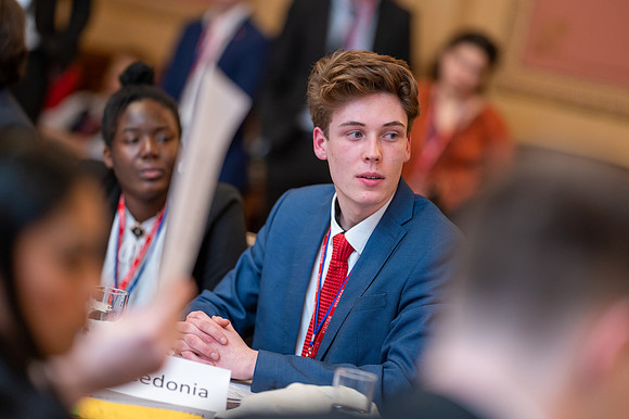 Model UN 2022-129
