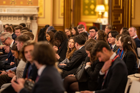 Model UN 2022-152