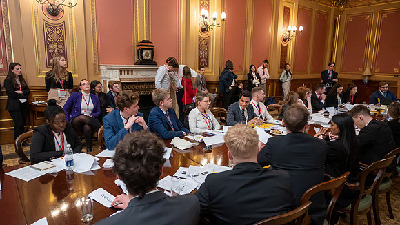 Model UN 2022-140