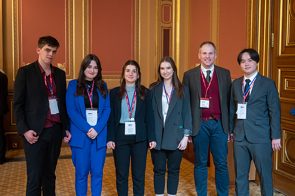 Model UN 2022-71