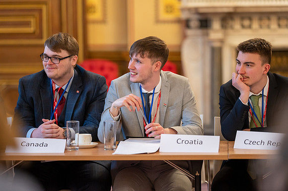 Model UN 2022-39