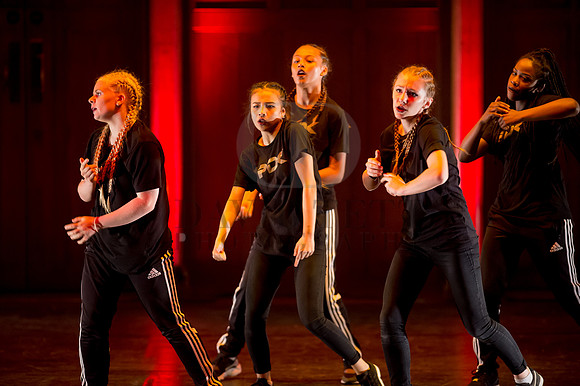 Epic Dance Showdown-1206