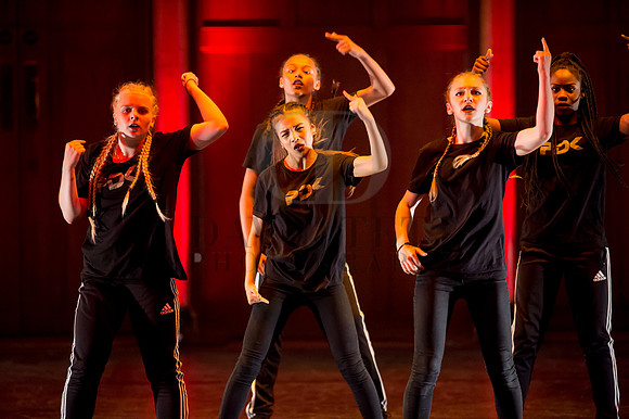 Epic Dance Showdown-1208