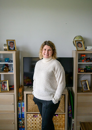 Johanna Finland 44-52