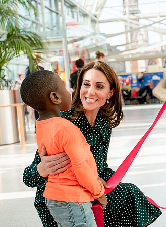 William Kate Visit Evelina-230