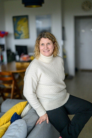 Johanna Finland 44-24