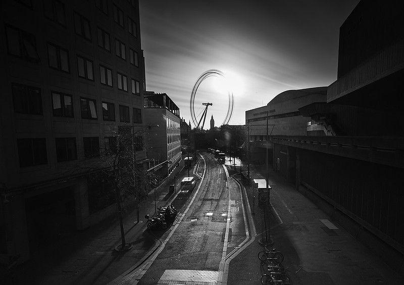 Empty London Waterloo Bridge0672-Edit