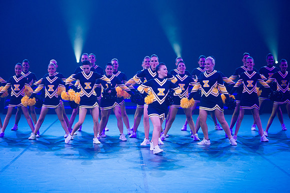 Team Xtreme Cheerdancers Performance