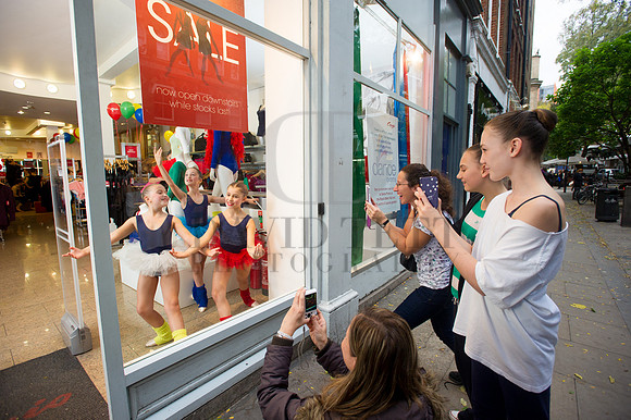 Dancing Mannequins-3